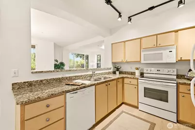 13301 SE 79th Place #C114, Newcastle, WA 98059 - Photo 11