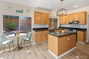 4210 258th Ave SE, Sammamish, WA 98029 - Photo 9