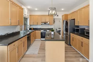 4210 258th Ave SE, Sammamish, WA 98029 - Photo 7
