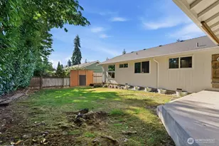 9925 NE 204th Pl, Bothell, WA 98011 - Photo 31