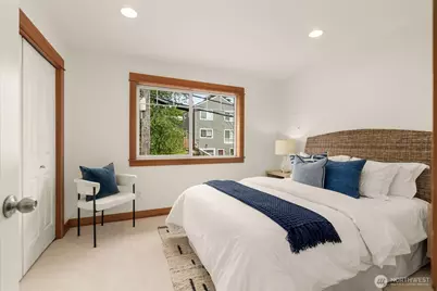 9121 23rd Avenue NE, Seattle, WA 98115 - Photo 15