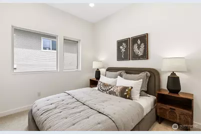 12524 15th Avenue NE #B, Seattle, WA 98125 - Photo 15
