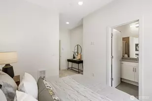12524 15th Ave NE, Seattle, WA 98125 - Photo 17