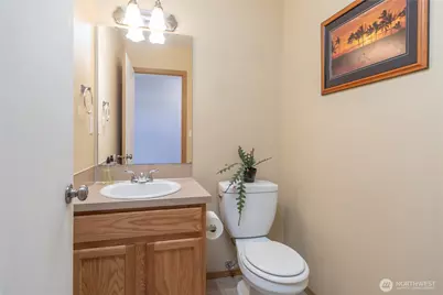 355 Stonewood Place, Bremerton, WA 98310 - Photo 13