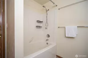 355 Stonewood Pl, Bremerton, WA 98310 - Photo 19