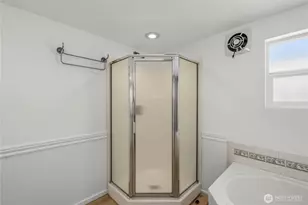 803 S 301st Pl, Federal Way, WA 98003 - Photo 23