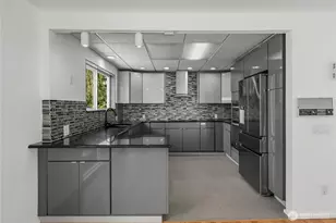803 S 301st Pl, Federal Way, WA 98003 - Photo 5