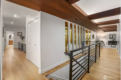 1520 Sycamore Drive SE, Issaquah, WA 98027 - Photo 3