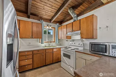 941 Diane Avenue, Oak Harbor, WA 98277 - Photo 25