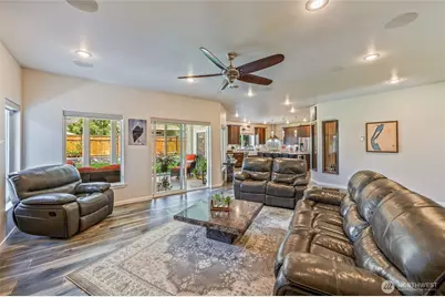 825 Hunter Avenue SW, Quincy, WA 98848 - Photo 11