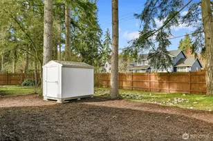 18425 NE 95th St, Redmond, WA 90852 - Photo 13