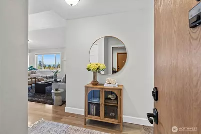 633 Main Street #202, Edmonds, WA 98020 - Photo 3