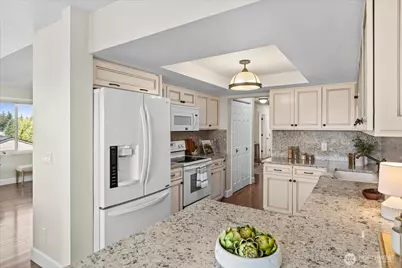 633 Main Street #202, Edmonds, WA 98020 - Photo 17