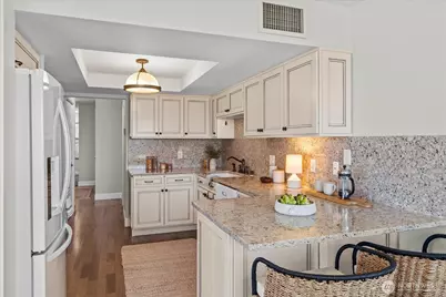 633 Main Street #202, Edmonds, WA 98020 - Photo 15