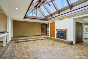 1027 Crestwood Ln, Fircrest, WA 98466 - Photo 5