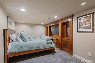 8723 Talbot Rd, Edmonds, WA 98026 - Photo 35