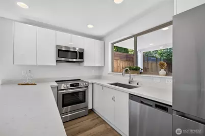 629 Bing Road #A, Lynnwood, WA 98036 - Photo 27