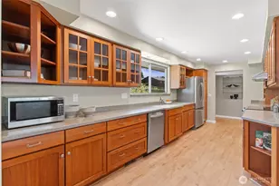 7301 179th St SW, Edmonds, WA 98026 - Photo 7