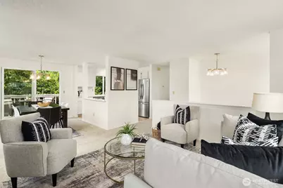 21006 NE 18th Place, Sammamish, WA 98074 - Photo 5