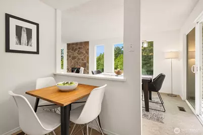 21006 NE 18th Place, Sammamish, WA 98074 - Photo 11