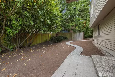 21006 NE 18th Place, Sammamish, WA 98074 - Photo 29