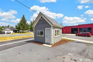 301 W Main St, Monroe, WA 98272 - Photo 33