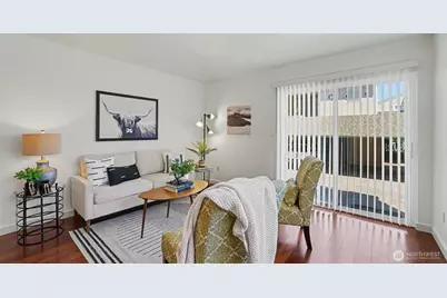 17431 Ambaum Boulevard S #D2, Burien, WA 98148 - Photo 5