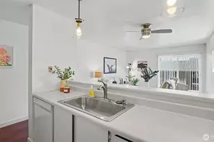 17431 Ambaum Blvd S, Burien, WA 98148 - Photo 11