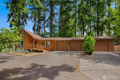 23417 Edmonds Way, Edmonds, WA 98026 - Photo 31