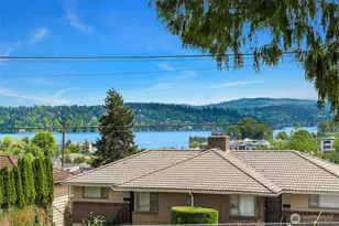 9275 Renton Ave S, Seattle, WA 98118 - Photo 7