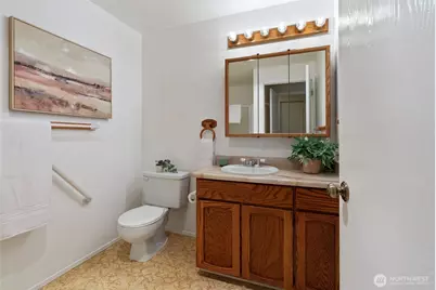 7308 N Skyview Lane #I204, Tacoma, WA 98406 - Photo 13