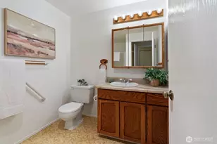 7308 N Skyview Ln, Tacoma, WA 98406 - Photo 13