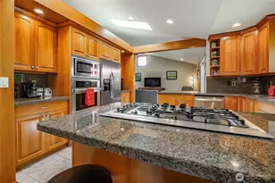 8255 Snohomish Rd, Blaine, WA 98230 - Photo 13