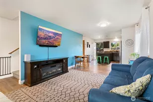 22207 126th St E, Bonney Lake, WA 98391 - Photo 9