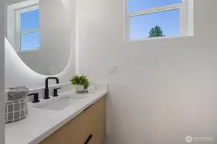 726 N 89th St, Seattle, WA 98103 - Photo 21