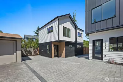 724 N 89th Street, Seattle, WA 98103 - Photo 3