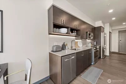 11903 NE 128th Street #610, Kirkland, WA 98034 - Photo 7