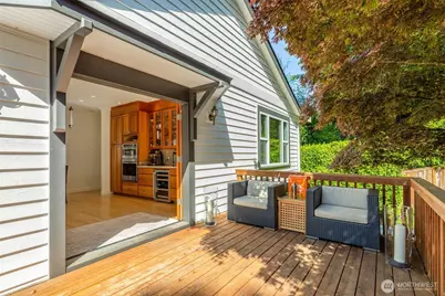 801 W Barrett Street, Seattle, WA 98119 - Photo 31