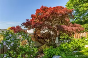 801 W Barrett St, Seattle, WA 98119 - Photo 35