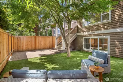 7755 35th Avenue NE, Seattle, WA 98115 - Photo 5
