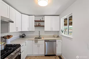 3331 Phillips Ave, Bremerton, WA 98310 - Photo 9