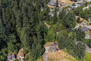4210 Crescent Ave, Everett, WA 98203 - Photo 3