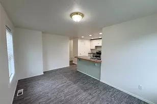 1005 Pacific Ave N, Kelso, WA 98626 - Photo 5