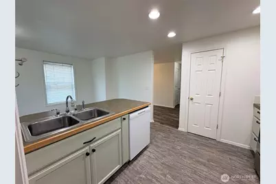 1005 Pacific Avenue N, Kelso, WA 98626 - Photo 7