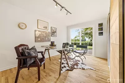 17815 NE 9th Street, Bellevue, WA 98008 - Photo 9
