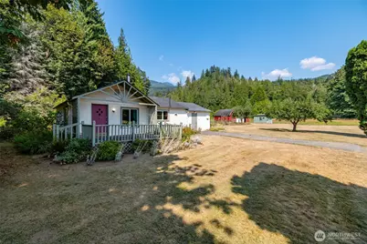 47627 Van Horn Lane, Concrete, WA 98237 - Photo 3