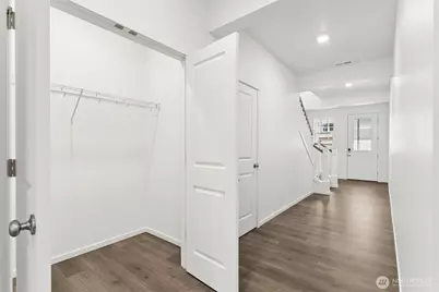 726 129th Street E #14, Tacoma, WA 98445 - Photo 3