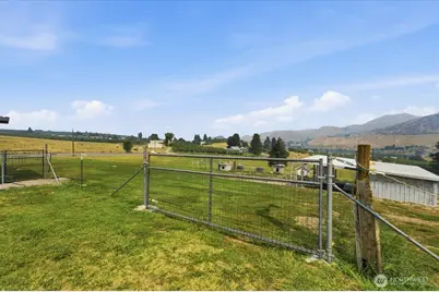 1638 Green Avenue, Manson, WA 98831 - Photo 27