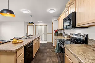 6037 Illinois Ln SE, Lacey, WA 98513 - Photo 9