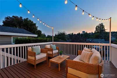3241 32nd Avenue W, Seattle, WA 98199 - Photo 31